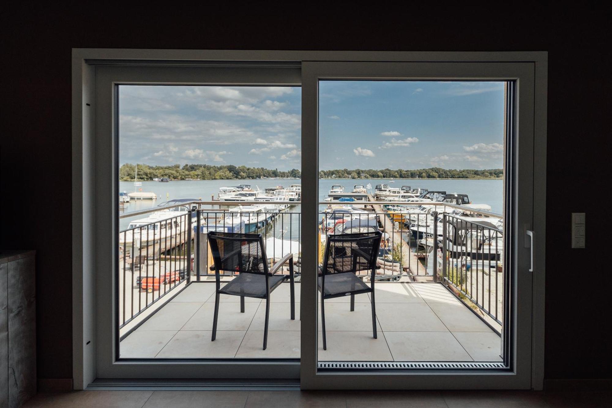 Exklusive Ferienwohnungen An Der Havel Werder  Exterior photo